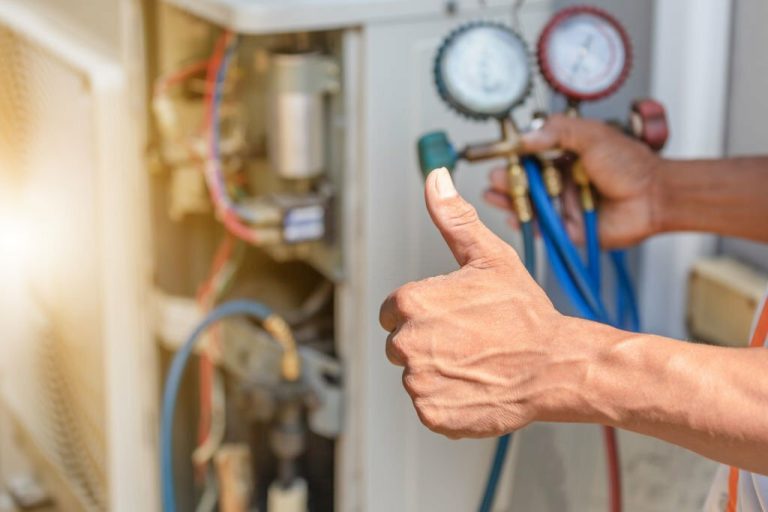 Smart Homes, Warm Homes: Integrating Thermostats with Your Furnace