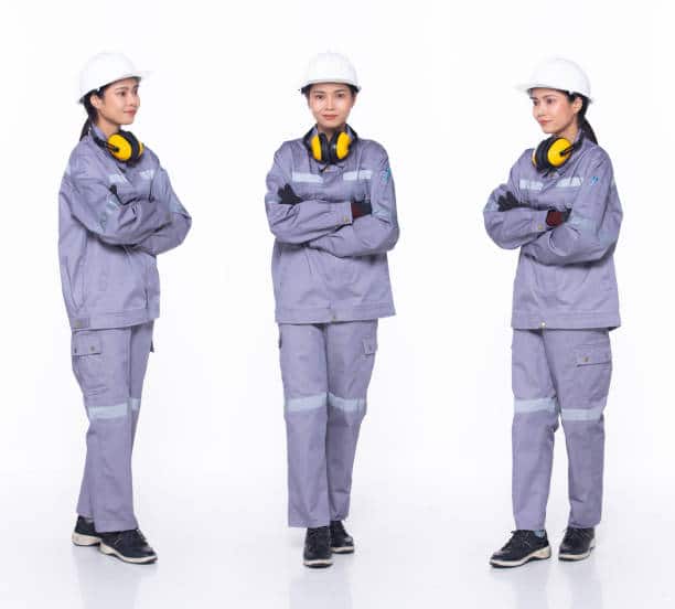 Are Ladies Insulated Coveralls Worth It? Exploring the Pros and Cons of this Cold Weather Gear.