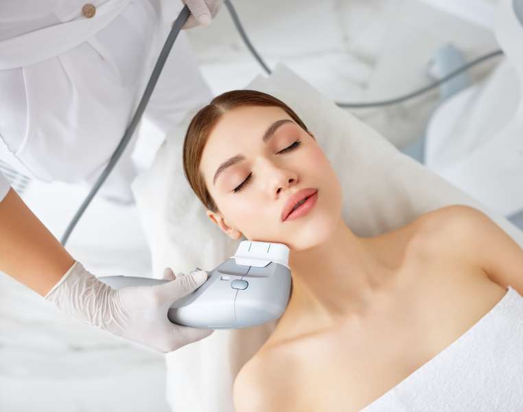 Ultherapy: Dubai’s Premier Non-Surgical Facelift Experience