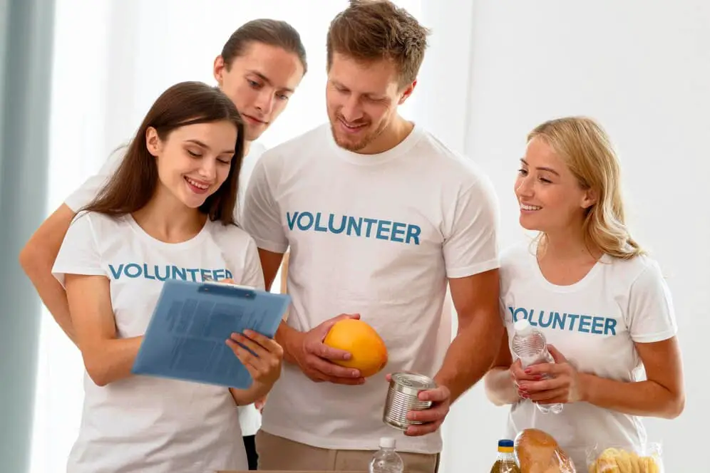 volunteers-work-world-food-day_23-2148638002