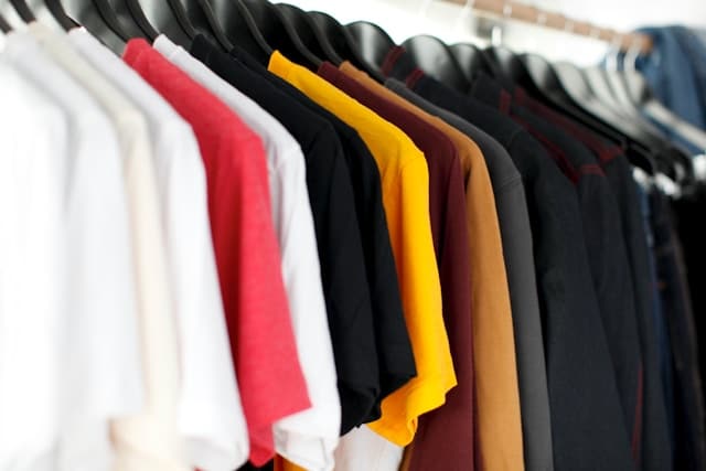 5 Essential Tips to Consider When Opening a Clothing Biz in 2024