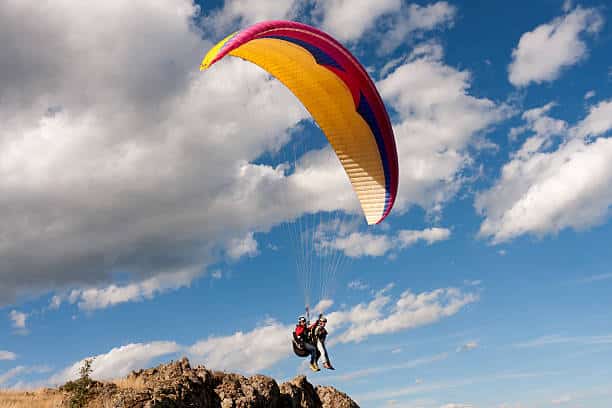 Mastering the Art of Takeoff and Landing: Techniques for Smooth Paragliding in Bir Billing