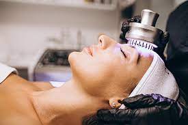 Fractional CO2 laser treatment in Dubai