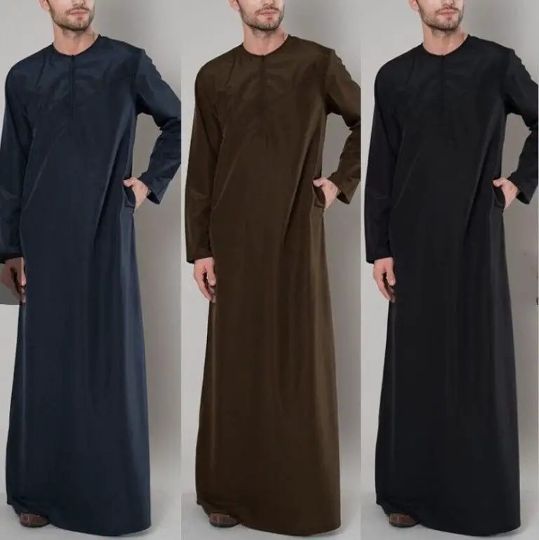 Exploring Men’s Thobes in the UK: Tradition and Style