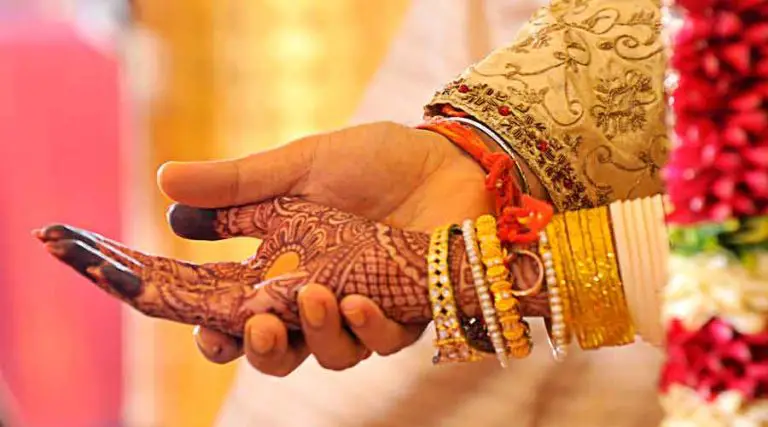 The Benefits of Using Matrimonial Websites in India for Unmarried Individuals