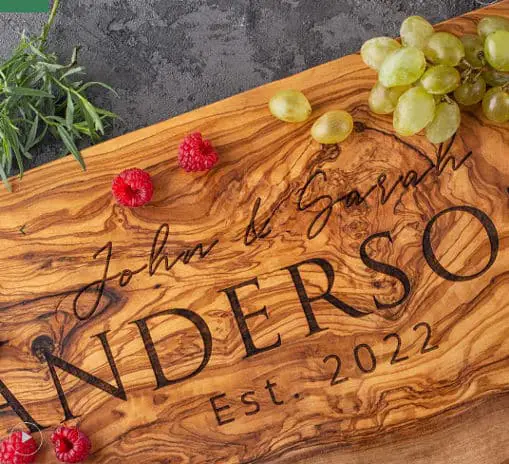 10 Personalized Custom Wood Cutting Boards for Perfect Gifts